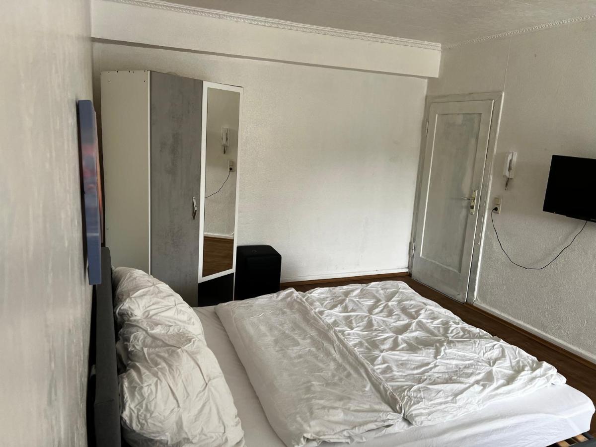 Moebliertes Wohnung Am Geroweiher Moenchengladbach Extérieur photo
