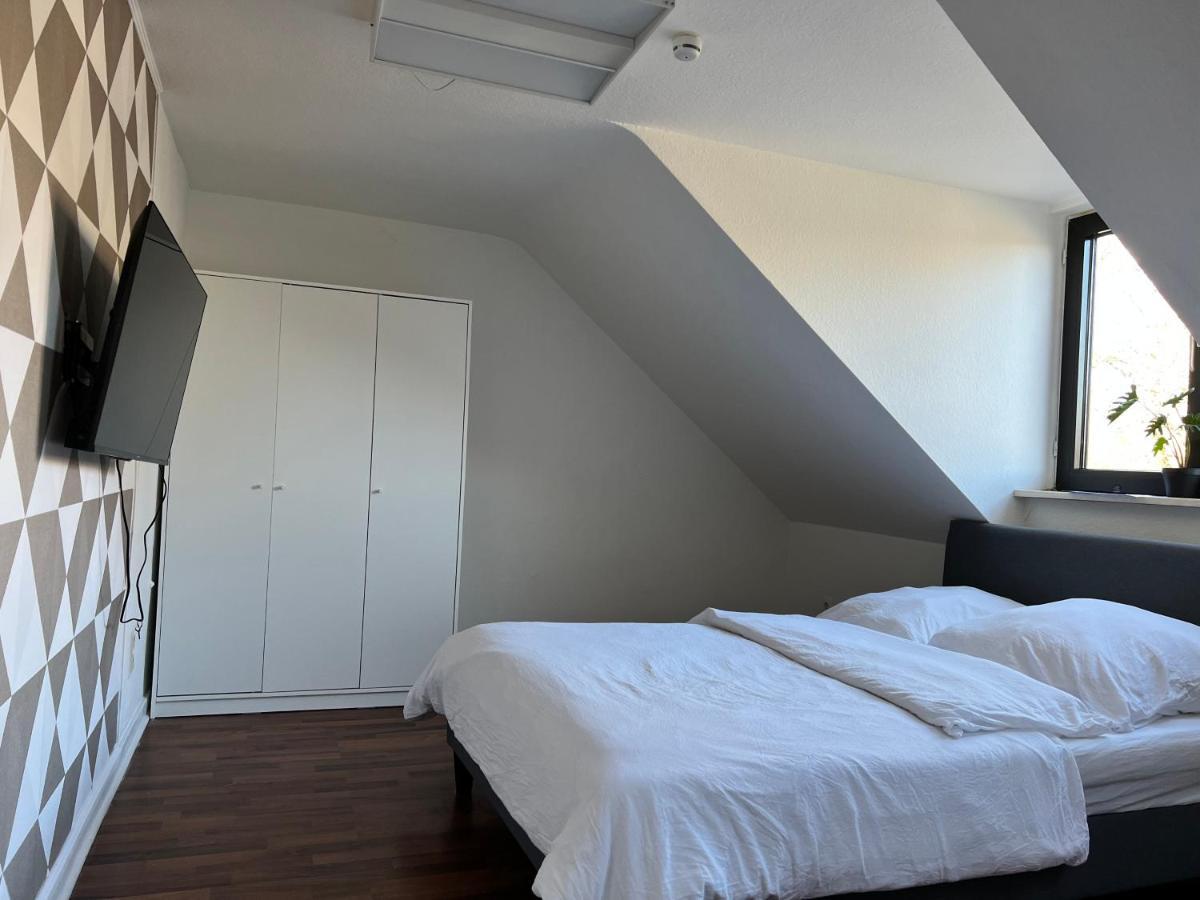 Moebliertes Wohnung Am Geroweiher Moenchengladbach Extérieur photo