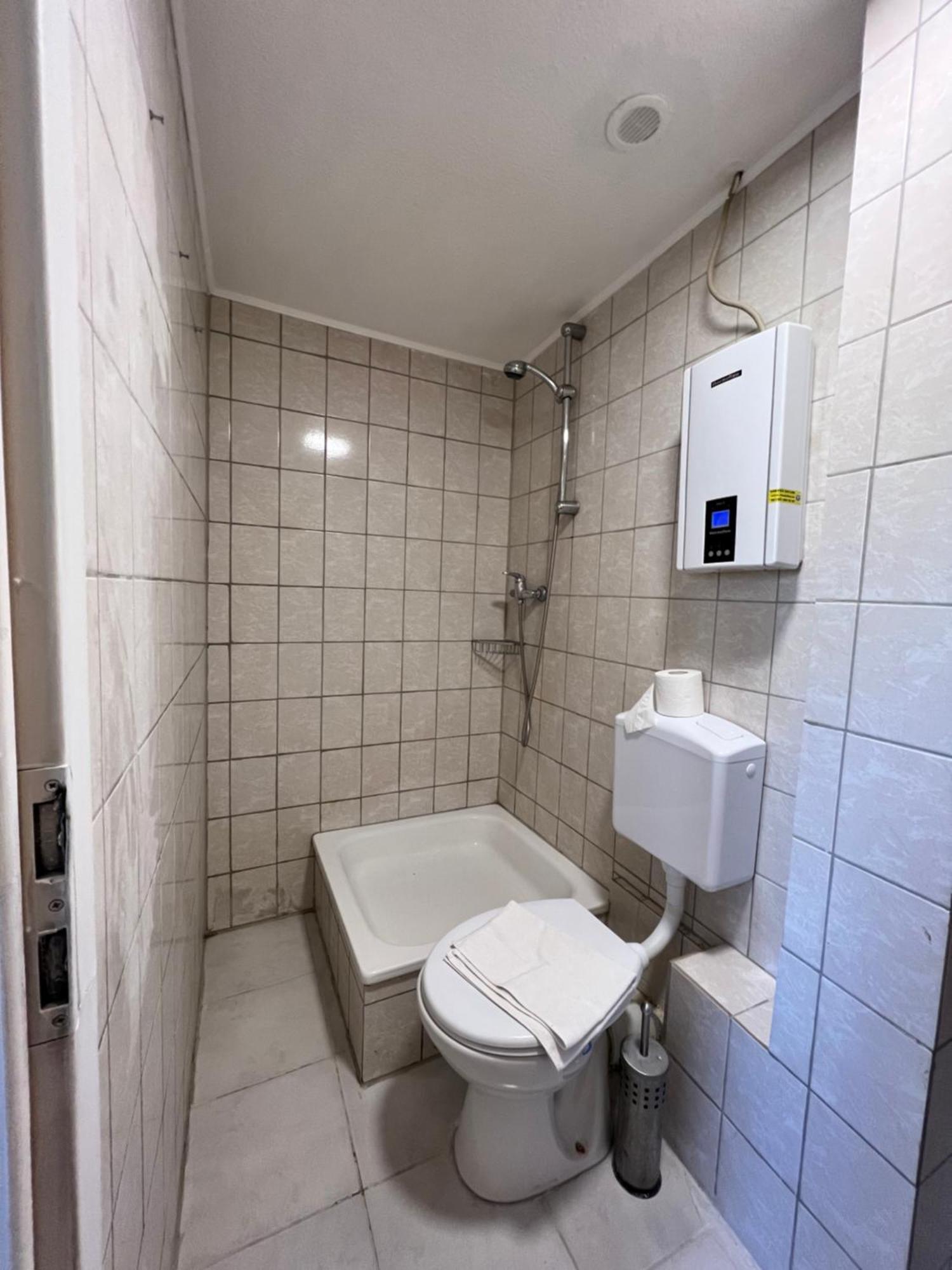 Moebliertes Wohnung Am Geroweiher Moenchengladbach Chambre photo